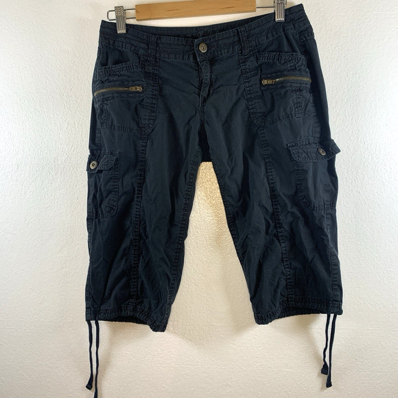 Arizona Y2K Cargo Pants Capris Sz 9 Black Utility Pockets Cinch Tie Grunge - Picture 1 of 13